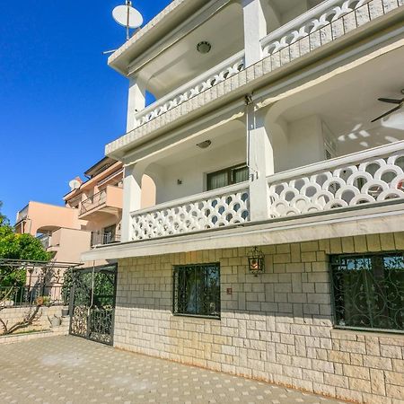 Apartment Eni เซลเซ ภายนอก รูปภาพ