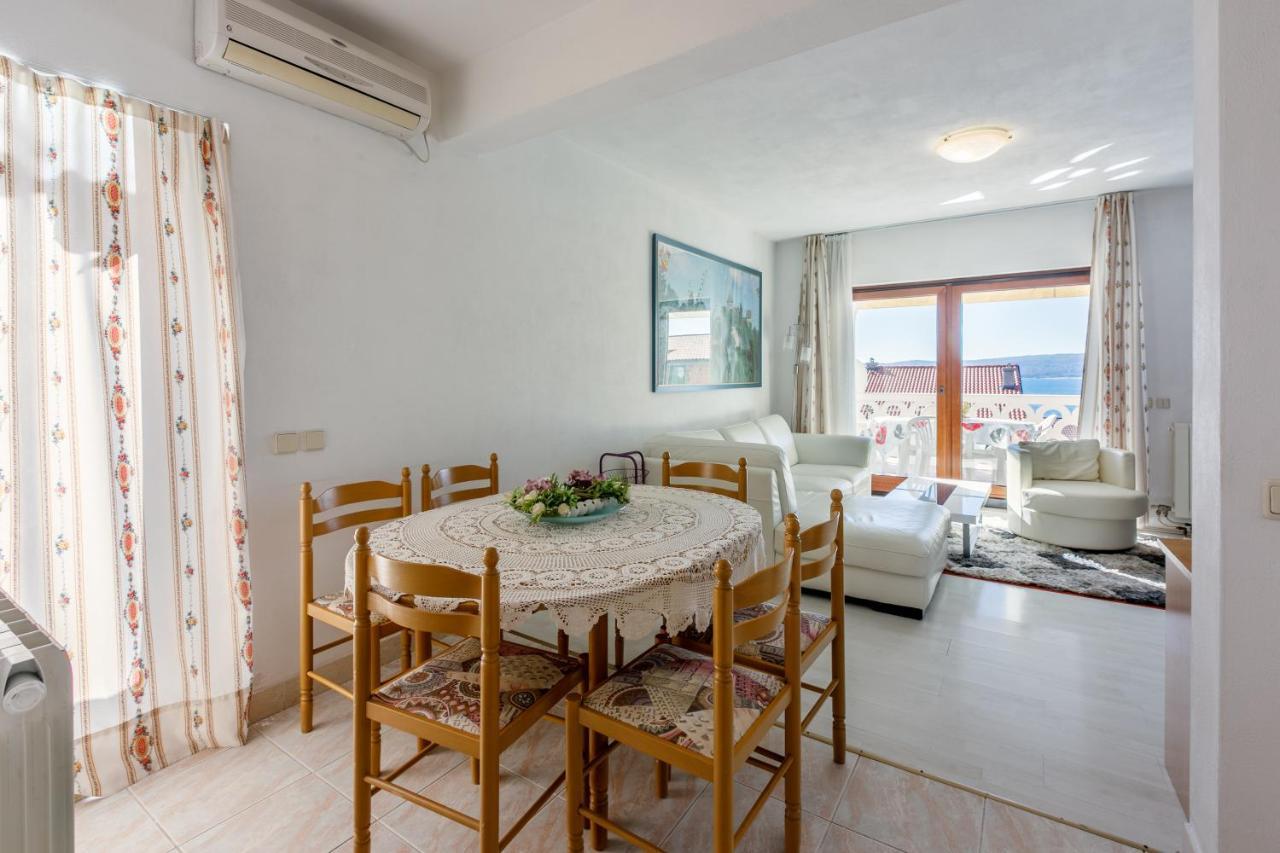 Apartment Eni เซลเซ ภายนอก รูปภาพ