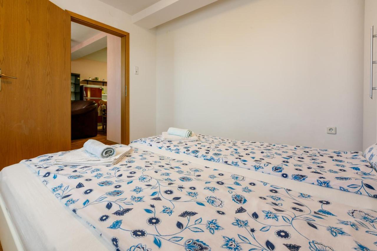 Apartment Eni เซลเซ ภายนอก รูปภาพ