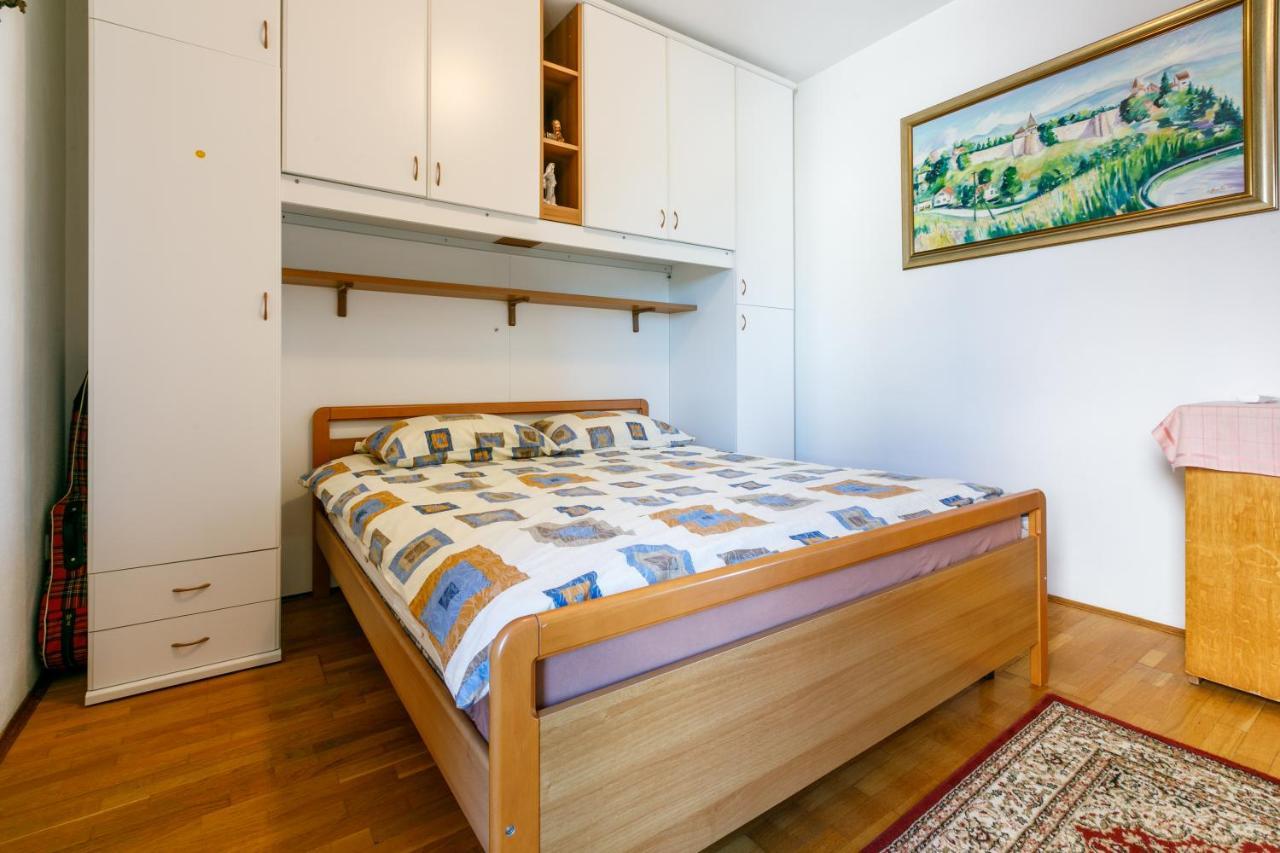 Apartment Eni เซลเซ ภายนอก รูปภาพ