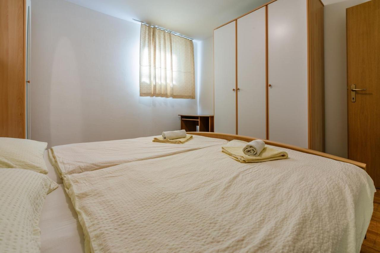 Apartment Eni เซลเซ ภายนอก รูปภาพ
