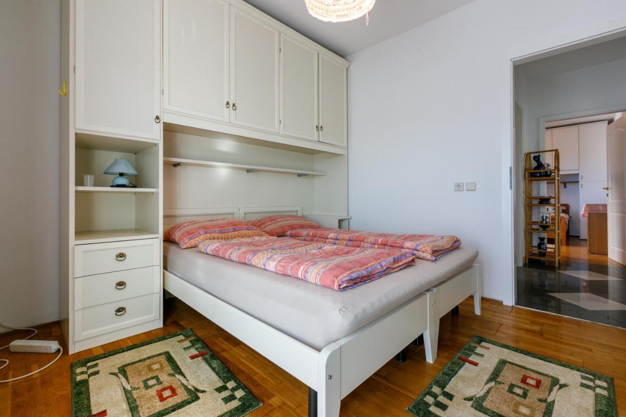 Apartment Eni เซลเซ ภายนอก รูปภาพ